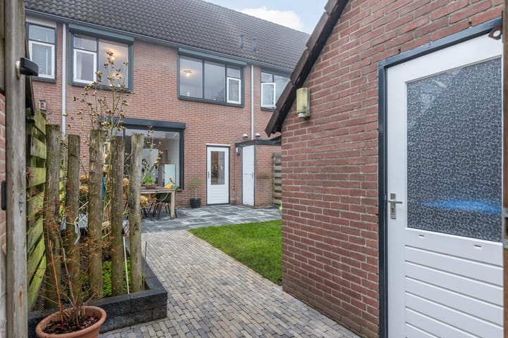 Foto 29 van Buizerdstraat 46