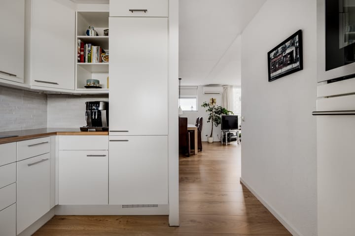 Foto 7 van Albert Schweitzerlaan 6-M