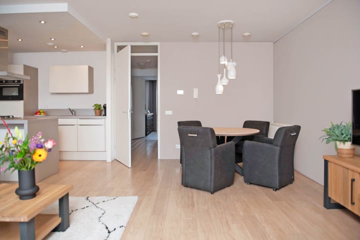 Photo 11 of Weteringkade 210