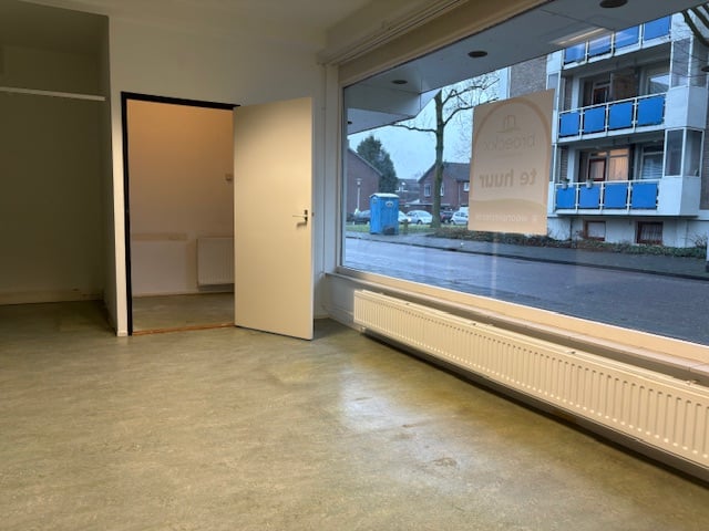 Bekijk foto 4 van Trompstraat 6