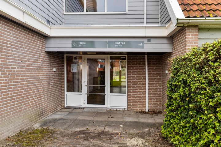 Foto 2 van Hageweg "'t Centrum" 243