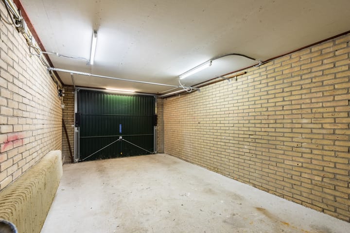 Foto 42 van Bachstraat 12