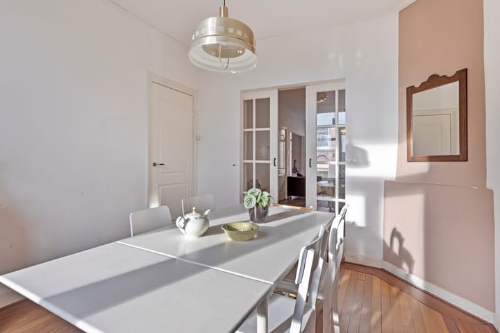 Foto 15 van Sloetstraat 83