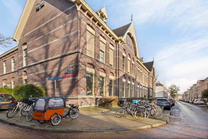 Foto 30 van Sloetstraat 83