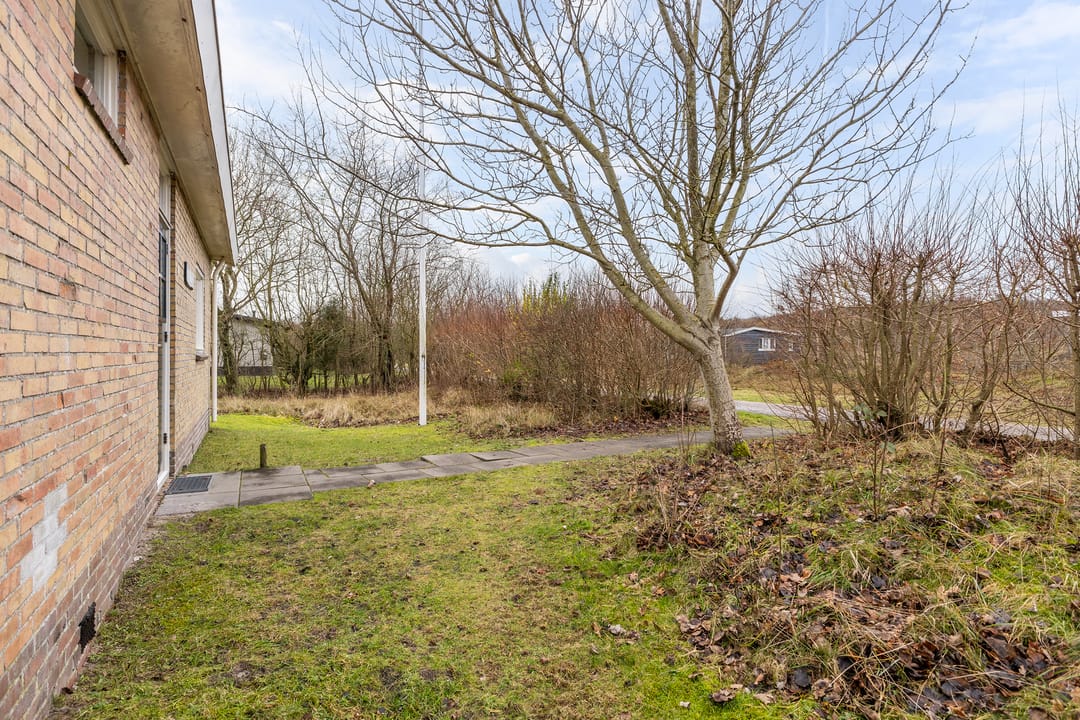 Photo 23 of Zwarteduinenweg 7