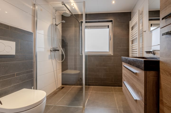 Photo 21 of Hellenbeekstraat 100