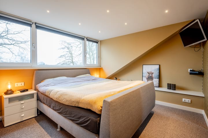 Photo 24 of Hellenbeekstraat 100