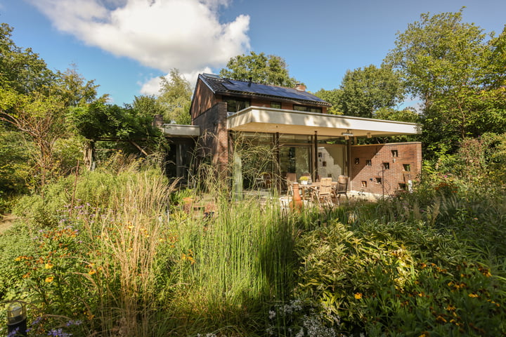 Bekijk foto van Maria Montessorilaan 2