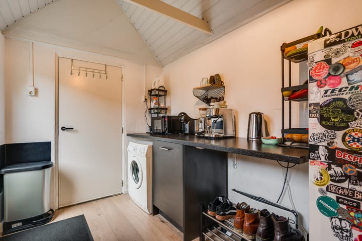 Foto 18 van Burgemeester Magnéestraat 10