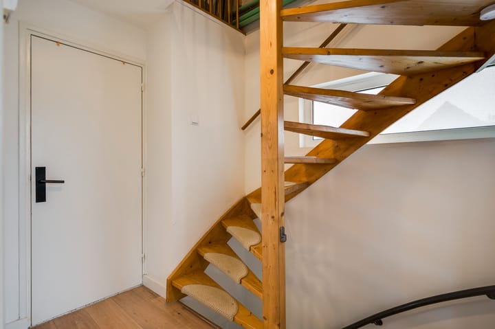 Foto 19 van Burgemeester Magnéestraat 10