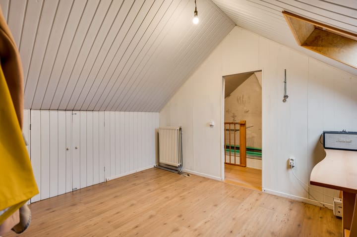 Foto 29 van Burgemeester Magnéestraat 10