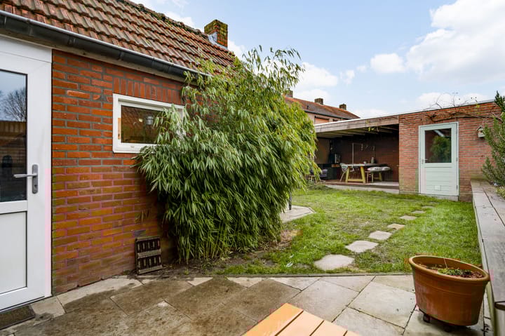 Foto 30 van Burgemeester Magnéestraat 10