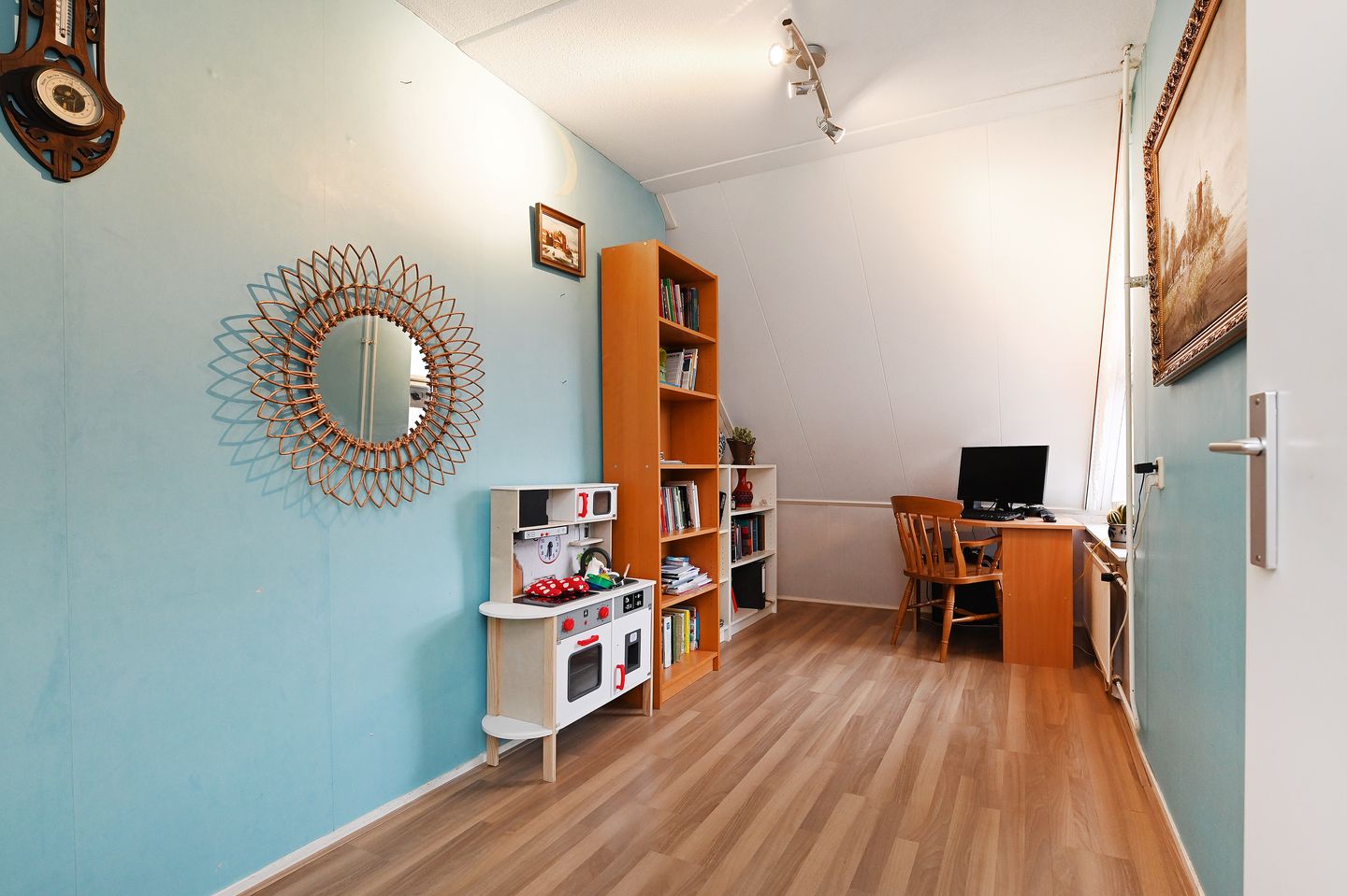 Photo 34 of Machtelderf 2