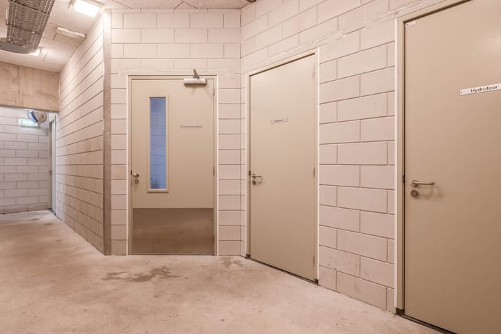 Photo 28 of Buizerdhof 453