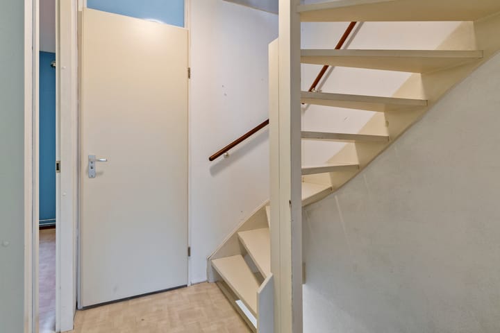 Photo 21 of Walakker 73