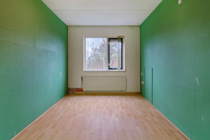 Photo 11 of Walakker 73