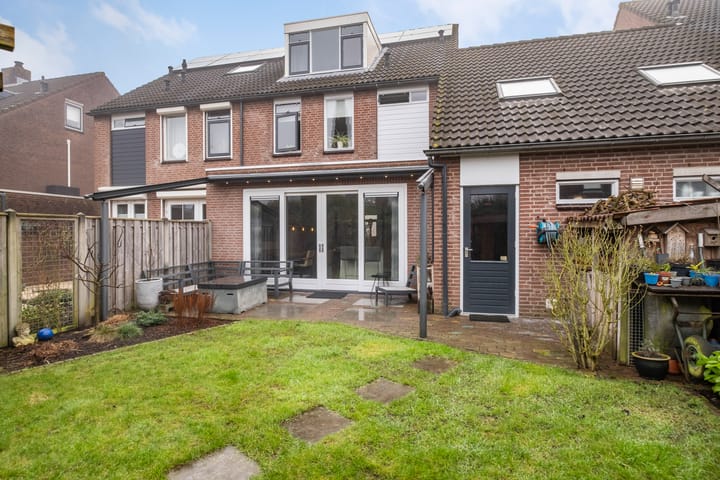 Foto 5 van Lijsterbeshof 81