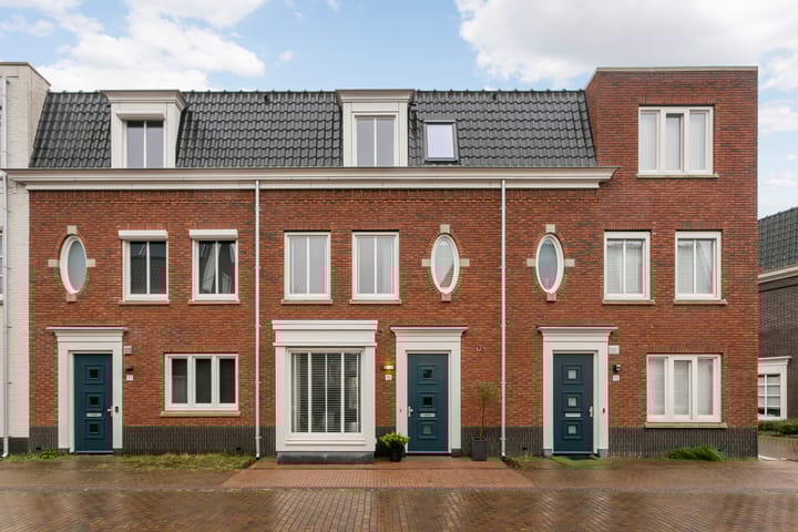 Foto 1 van Valkenburcht 15