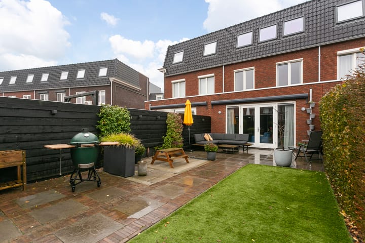 Foto 16 van Valkenburcht 15