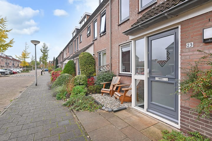 Foto 7 van Anna van Burenstraat 23