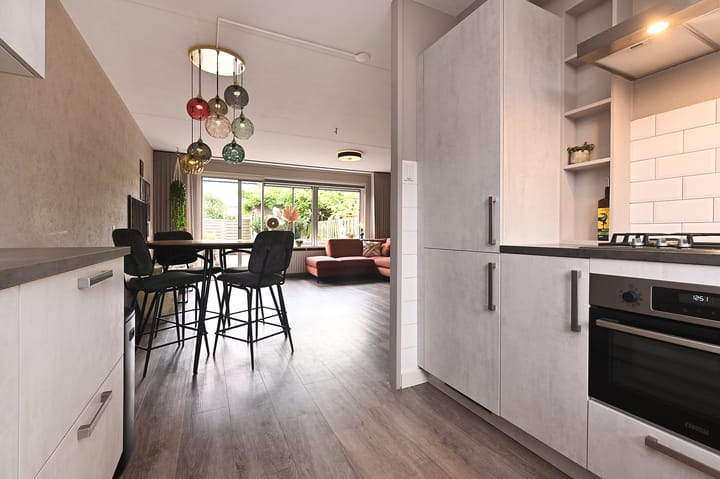 Foto 14 van Anna van Burenstraat 23