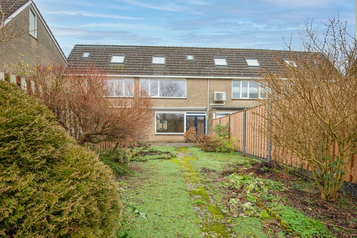 Foto 34 van Patrijzenhof 42