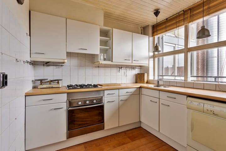 Foto 11 van Cornelis van Vollenhovenstraat 40