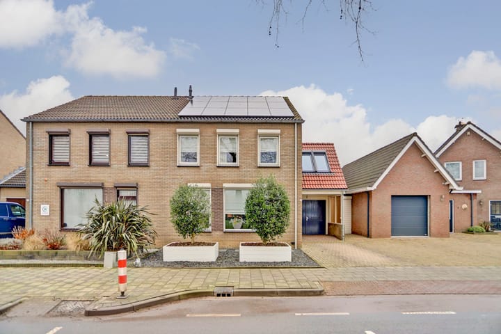 Foto 42 van Paterstraat 84