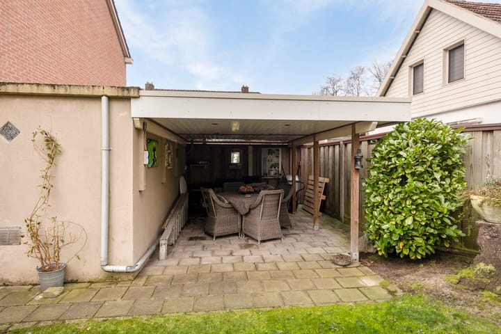 Foto 32 van Tichelweg 13