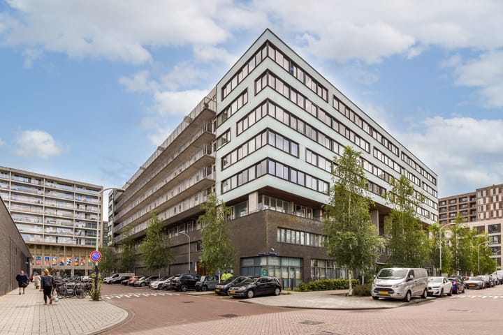 Foto 2 van Martini van Geffenstraat 122