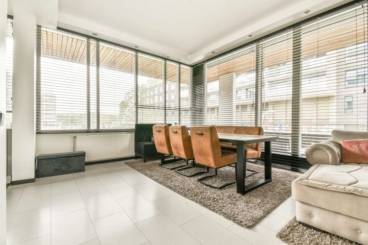 Foto 6 van Martini van Geffenstraat 122