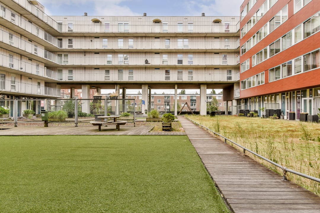 Photo 16 of Martini van Geffenstraat 122