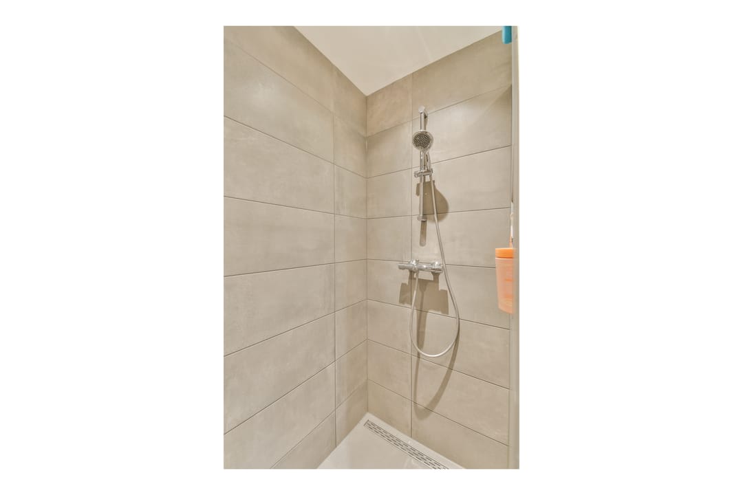 Photo 13 of Martini van Geffenstraat 122