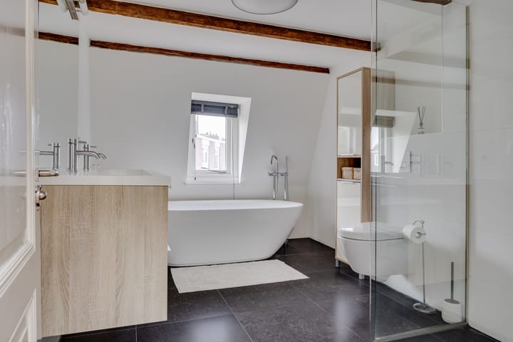 Photo 18 of Leeuwerikstraat 9-BS