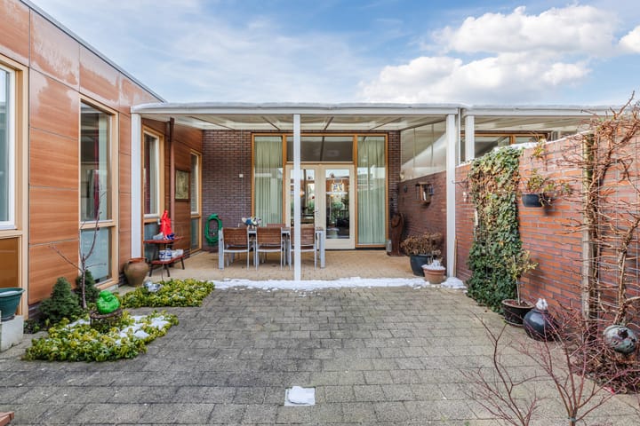 Foto 47 van Begoniastraat 8