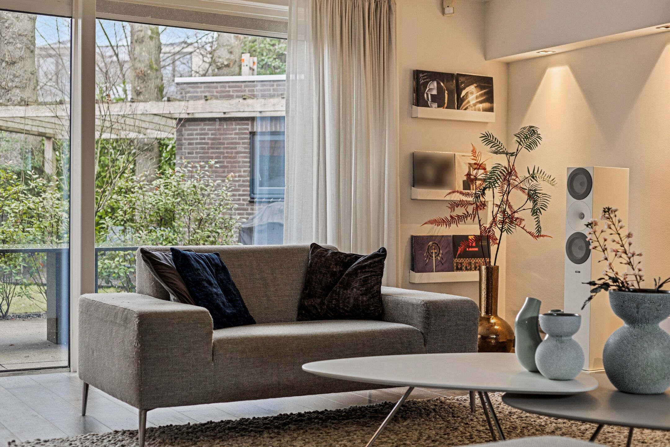 Foto 12 van Satijnzwam 15