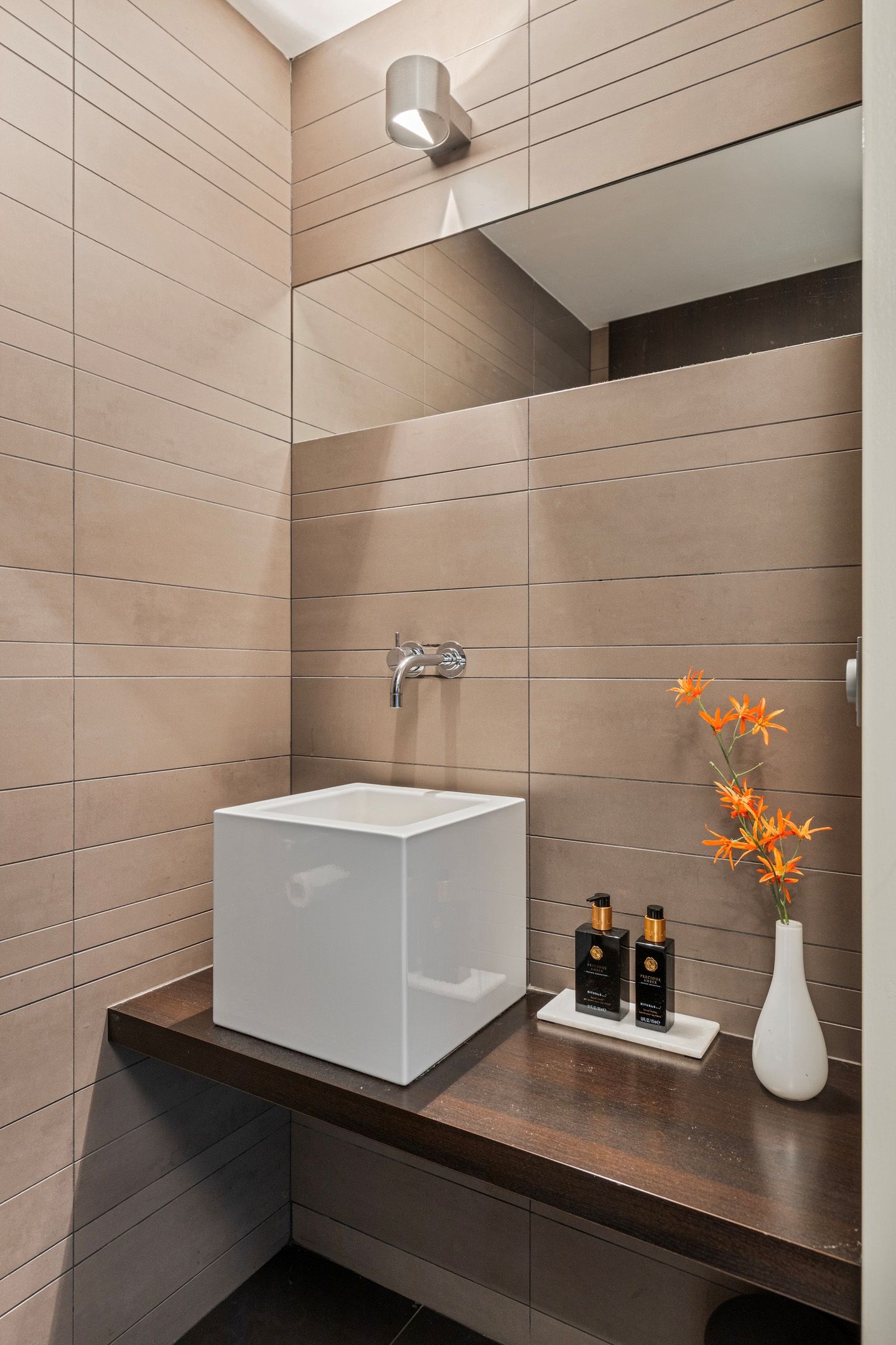 Foto 25 van Satijnzwam 15