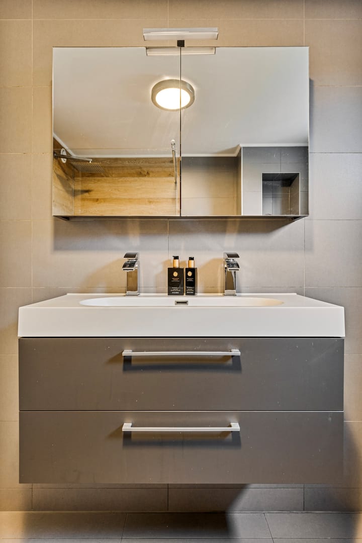 Foto 35 van Satijnzwam 15