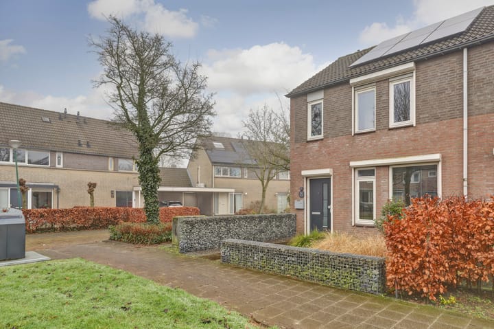 Foto 44 van van Heinsbergstraat 82