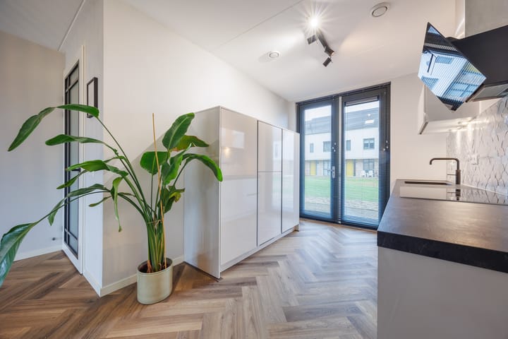 Photo 3 of Bert Haanstrapark 18