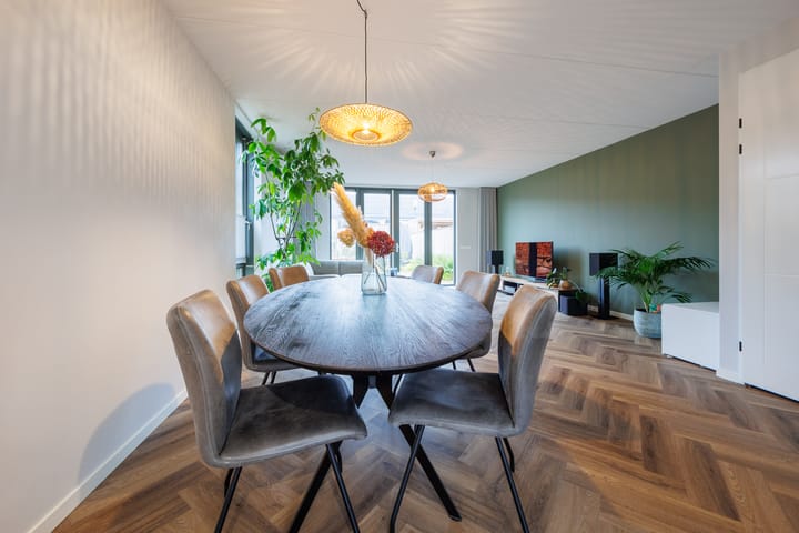 Photo 13 of Bert Haanstrapark 18