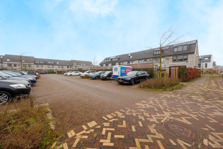 Photo 29 of Bert Haanstrapark 18