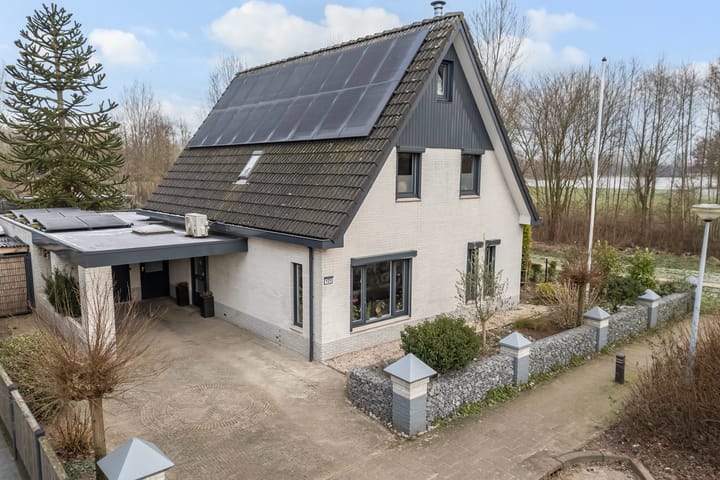 Foto 1 van Stadsbroek 105