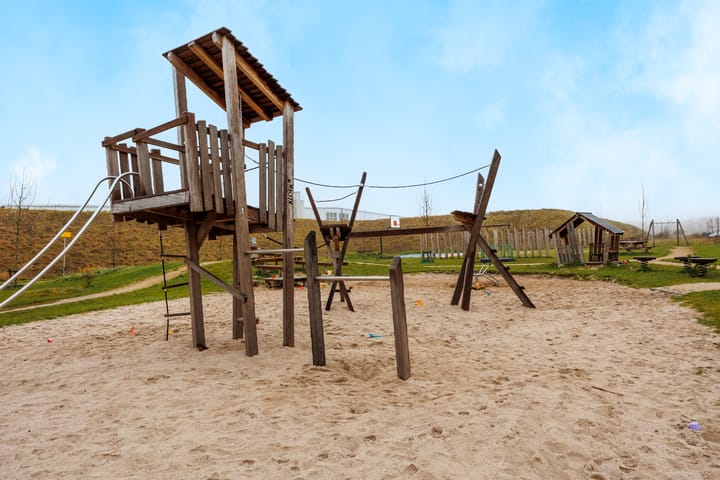 Photo 56 of Bert Haanstrapark 18