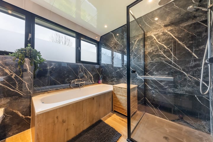 Foto 24 van Stadsbroek 105