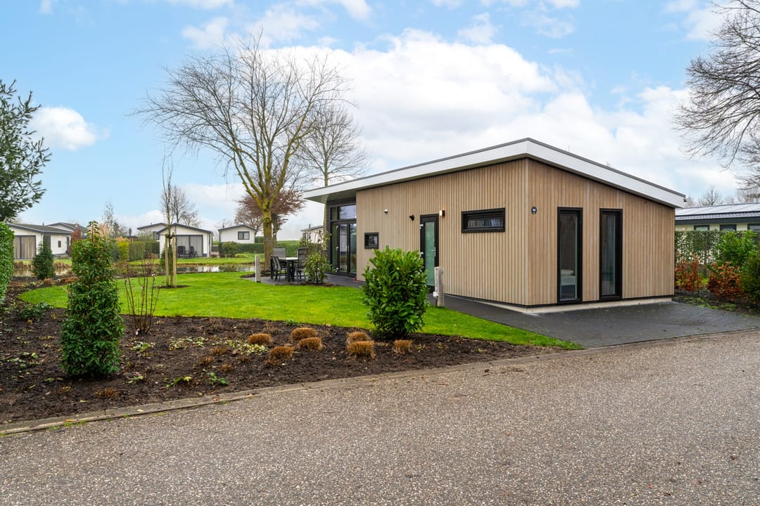 Photo 1 of Zaaiwaard 3-99