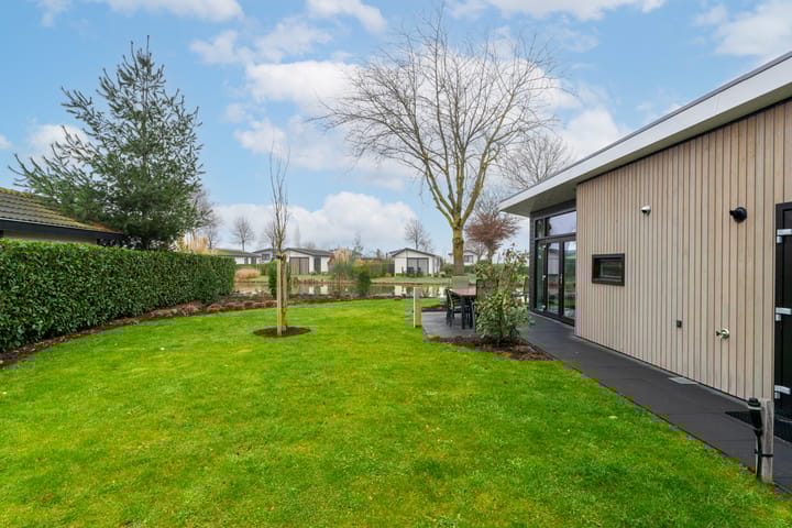 Photo 5 of Zaaiwaard 3-99