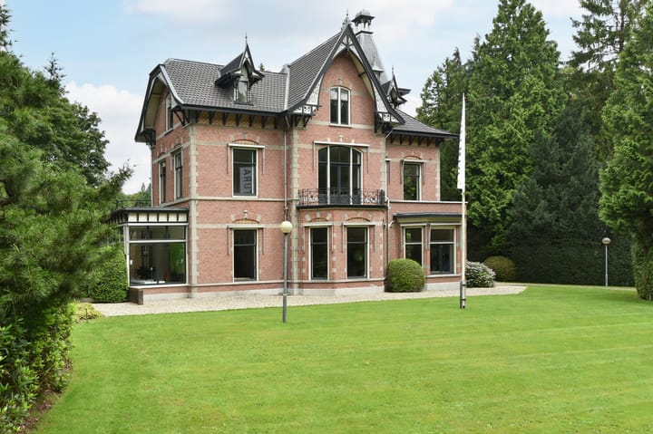 Foto 1 van Julianalaan 8