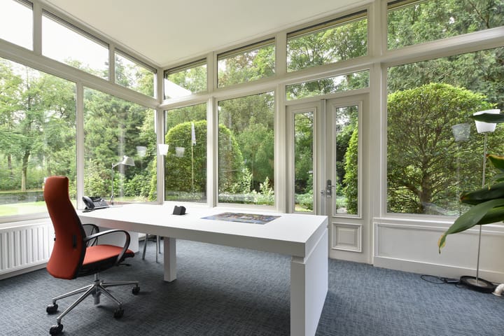 Foto 11 van Julianalaan 8