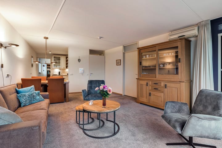 Foto 12 van De Posten 785